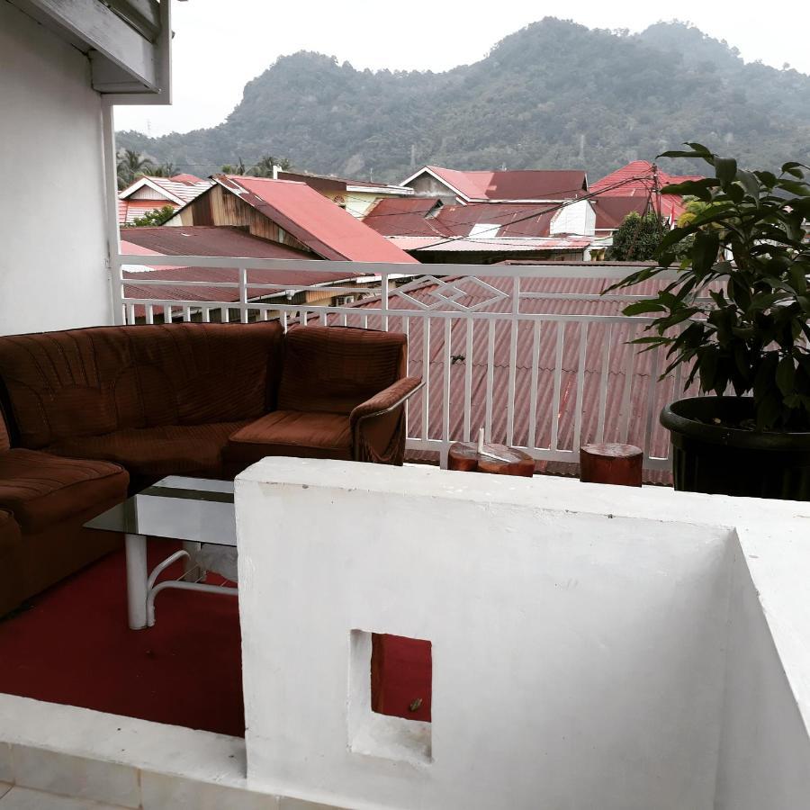 Bumimi Homestay Painan Eksteriør billede