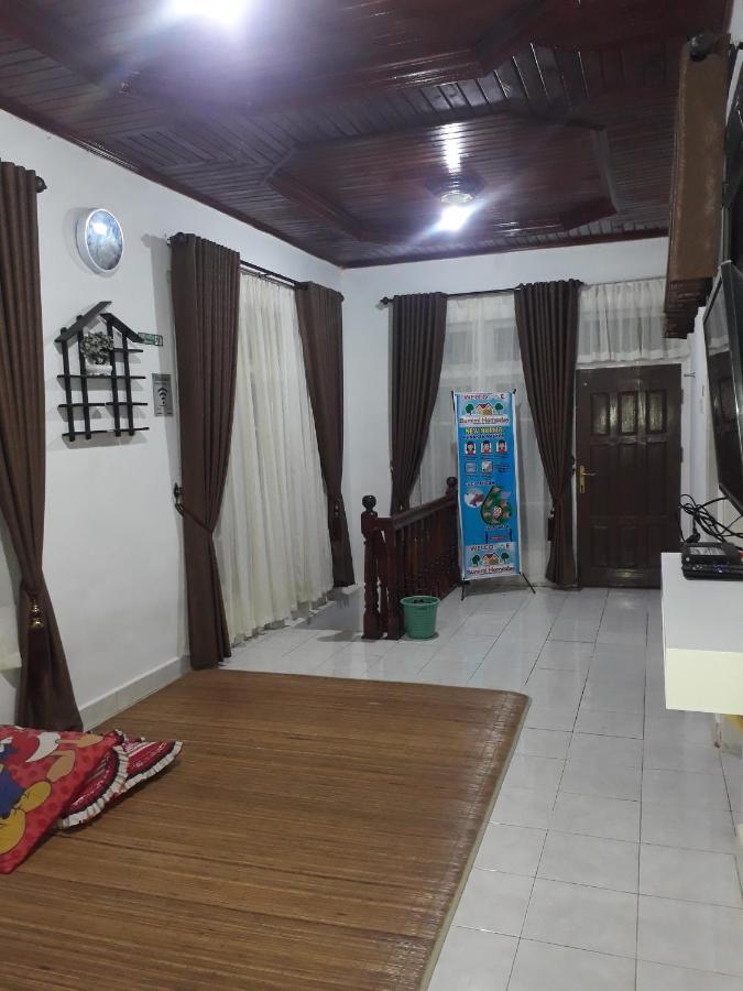 Bumimi Homestay Painan Eksteriør billede